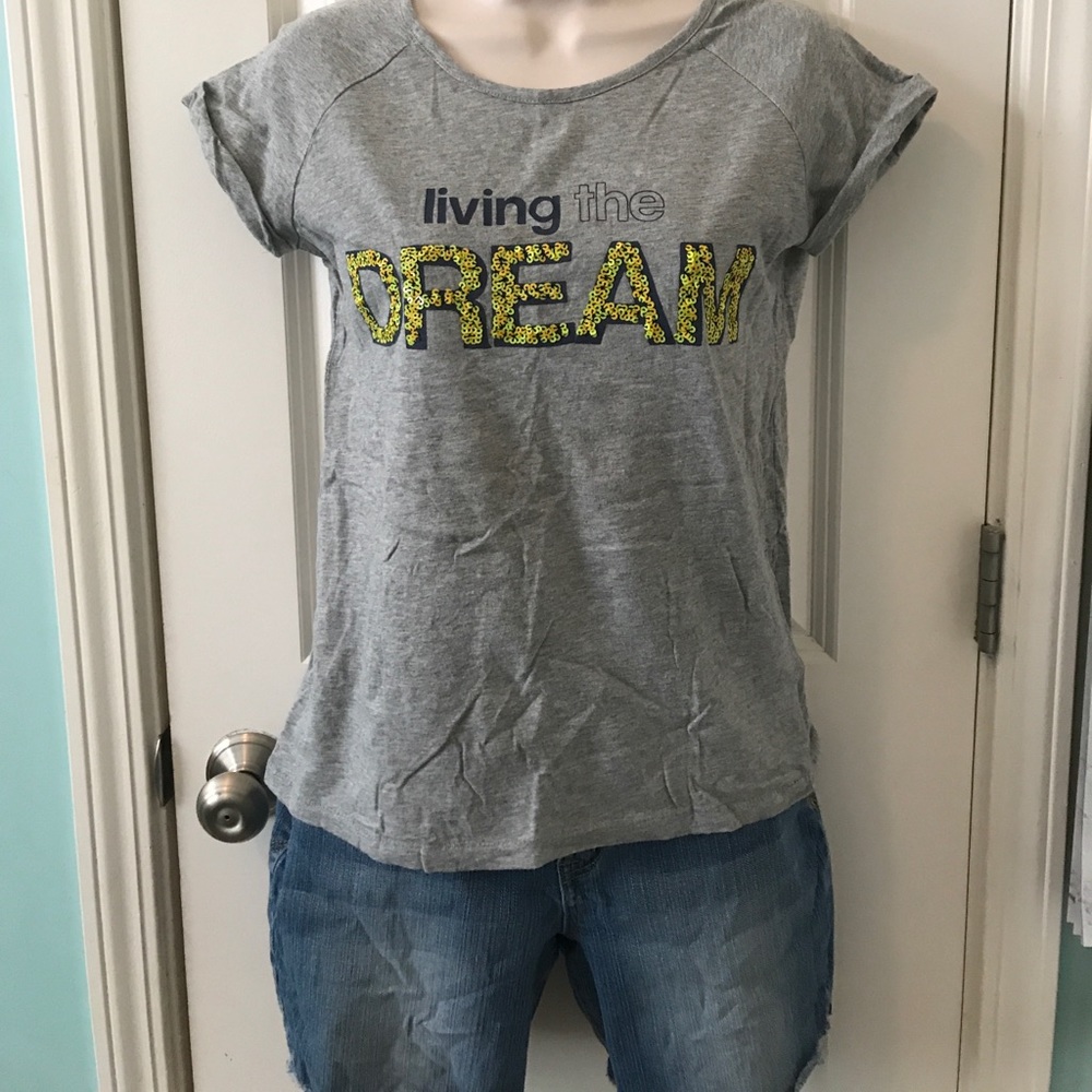 Old Navy "living the Dream" T-shirt