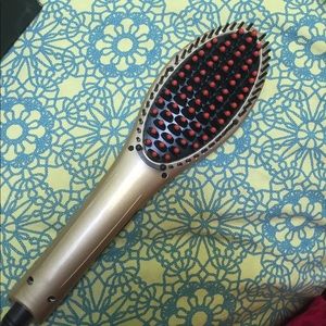 FAST HAIR STRAIGHTNER!!