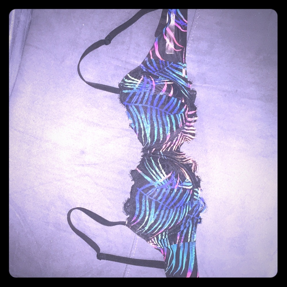 PINK Push-up Bra