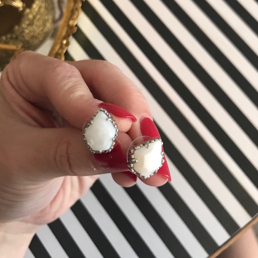 Kendra Scott studs