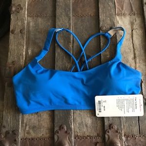 NWT Lululemon Free to be bra