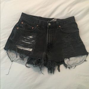 Levi dark grey jean shorts
