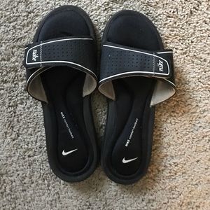 Nike slides