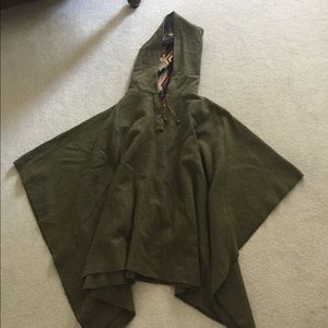 Handmade Wool Olive Green Unisex Cloak/Poncho
