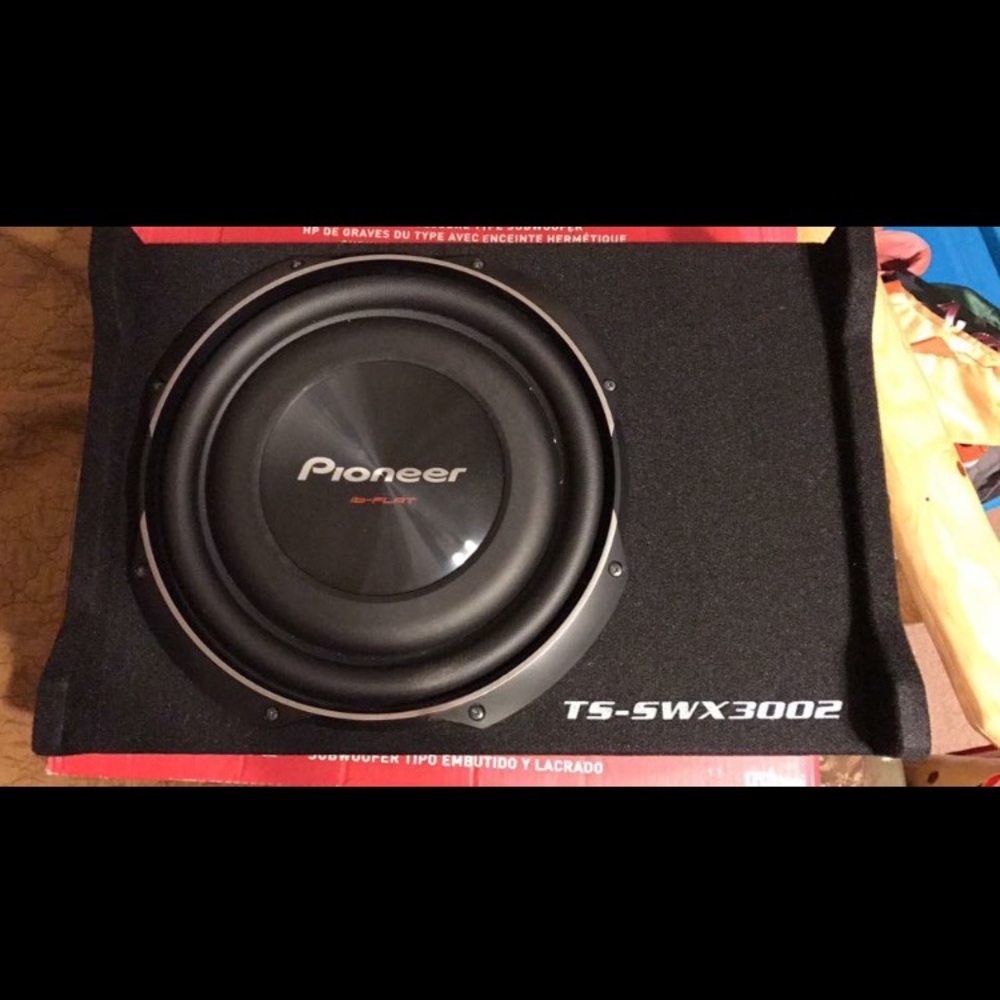 12 inch Subwoofer and 1600 watt amp