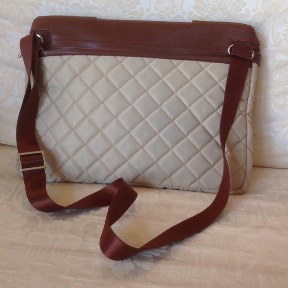 Knomo ipad quilted  crossbody bag - Picture 3 of 8