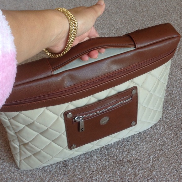 Knomo ipad quilted  crossbody bag - Picture 7 of 8