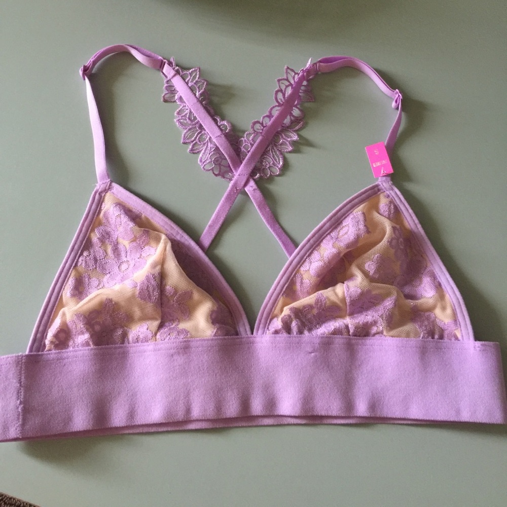 🌸 PINK Victoria's Secret unlined bra 🌸