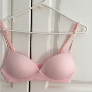 Barely worn Victoria's Secret pink bra!