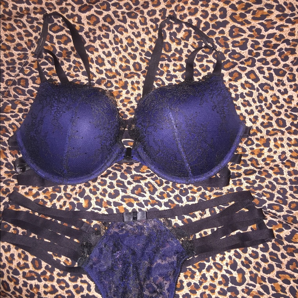 NEW, VS Bra & Panty set
