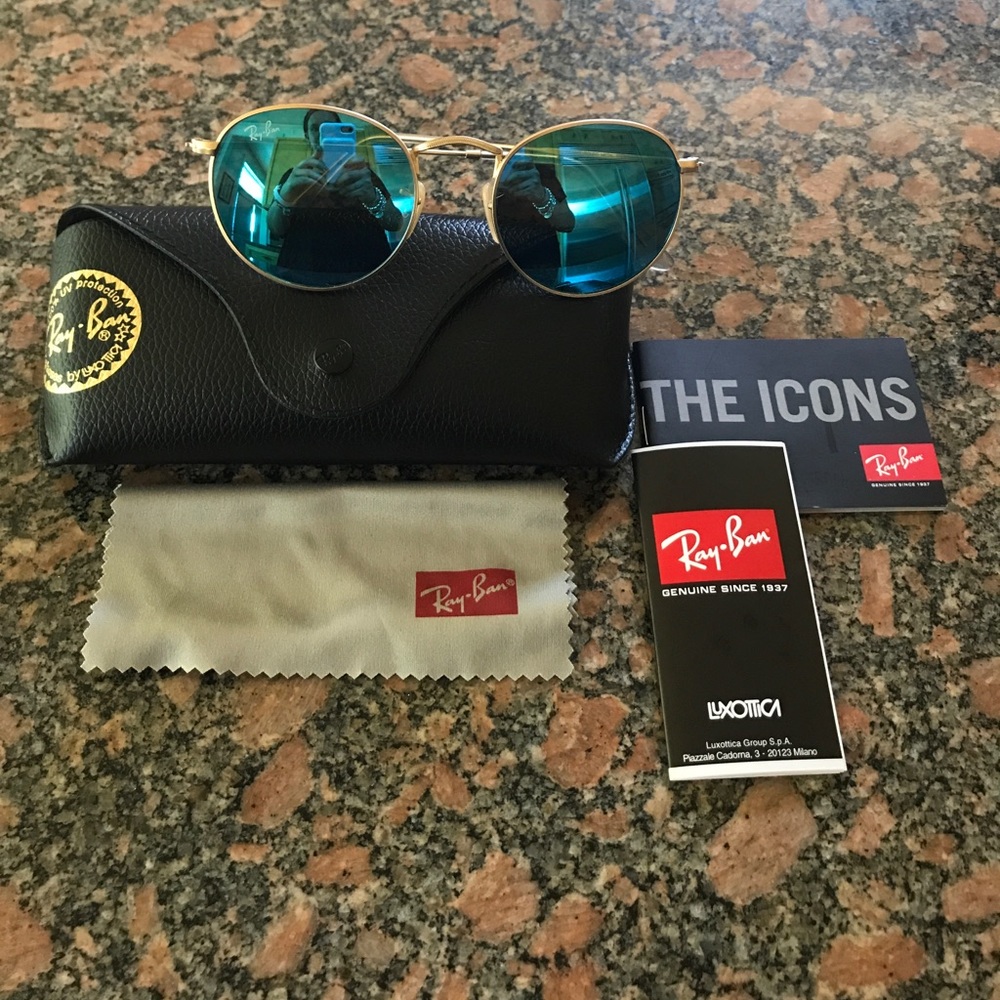 Ray-Ban Round Metal Gold & Blue Sunglasses