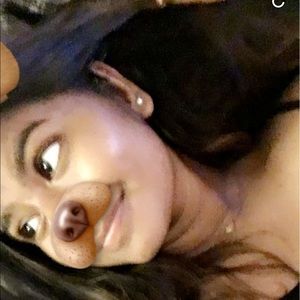 Meet your Posher, Alisa