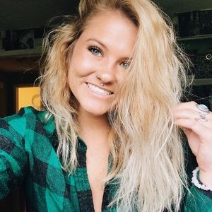 Meet your Posher, Victoria