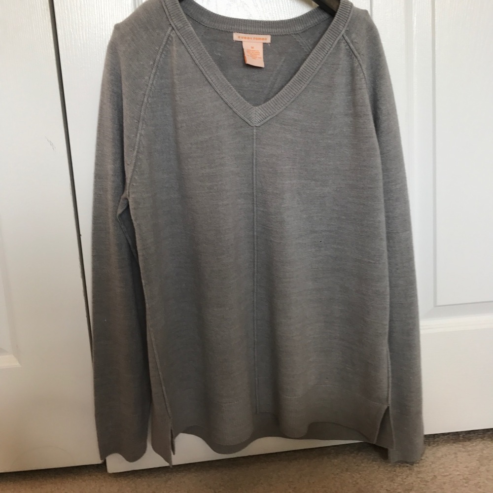 Nordstrom Grey V-Neck Sweater