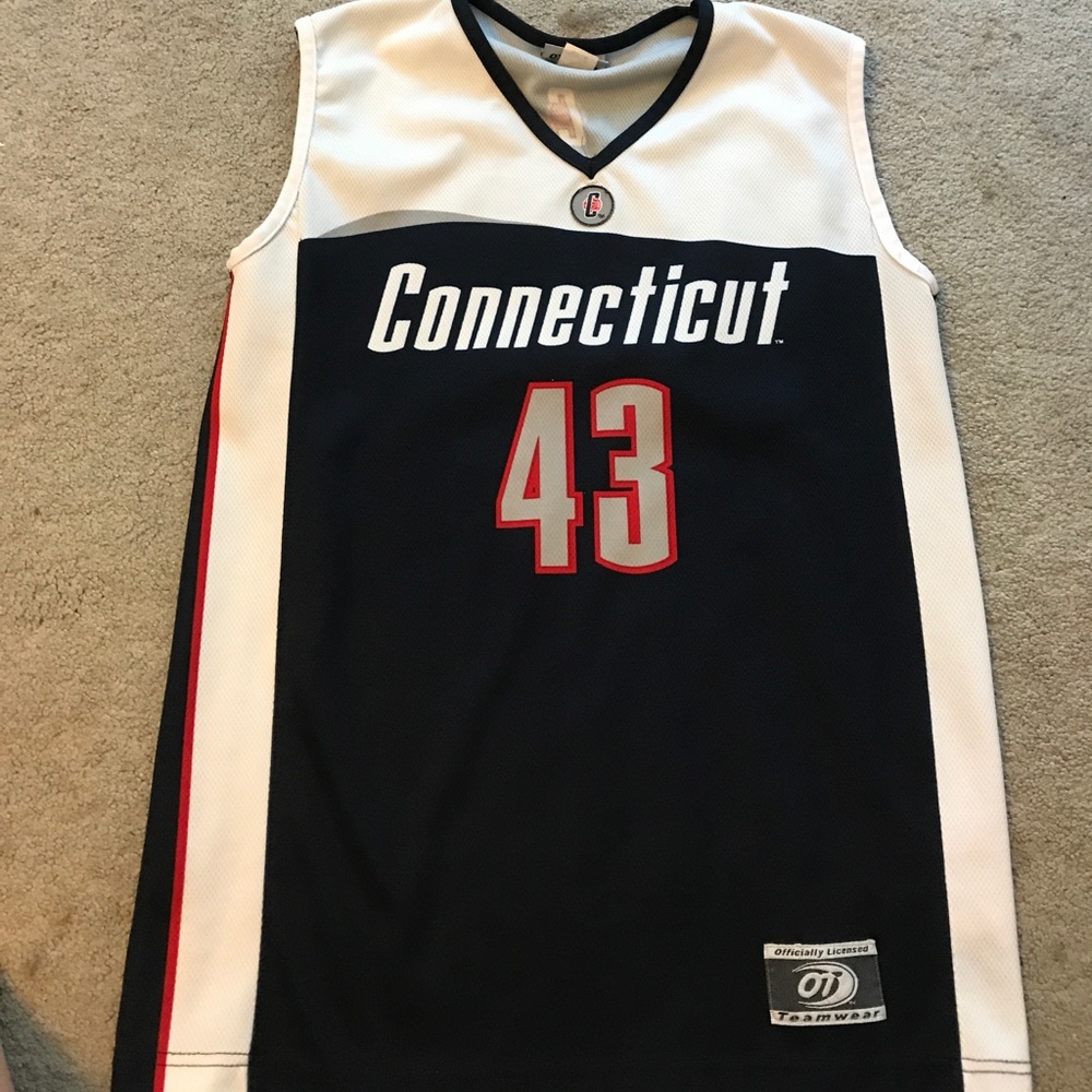 Uconn jersey