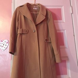 Larry Levine Beige coat