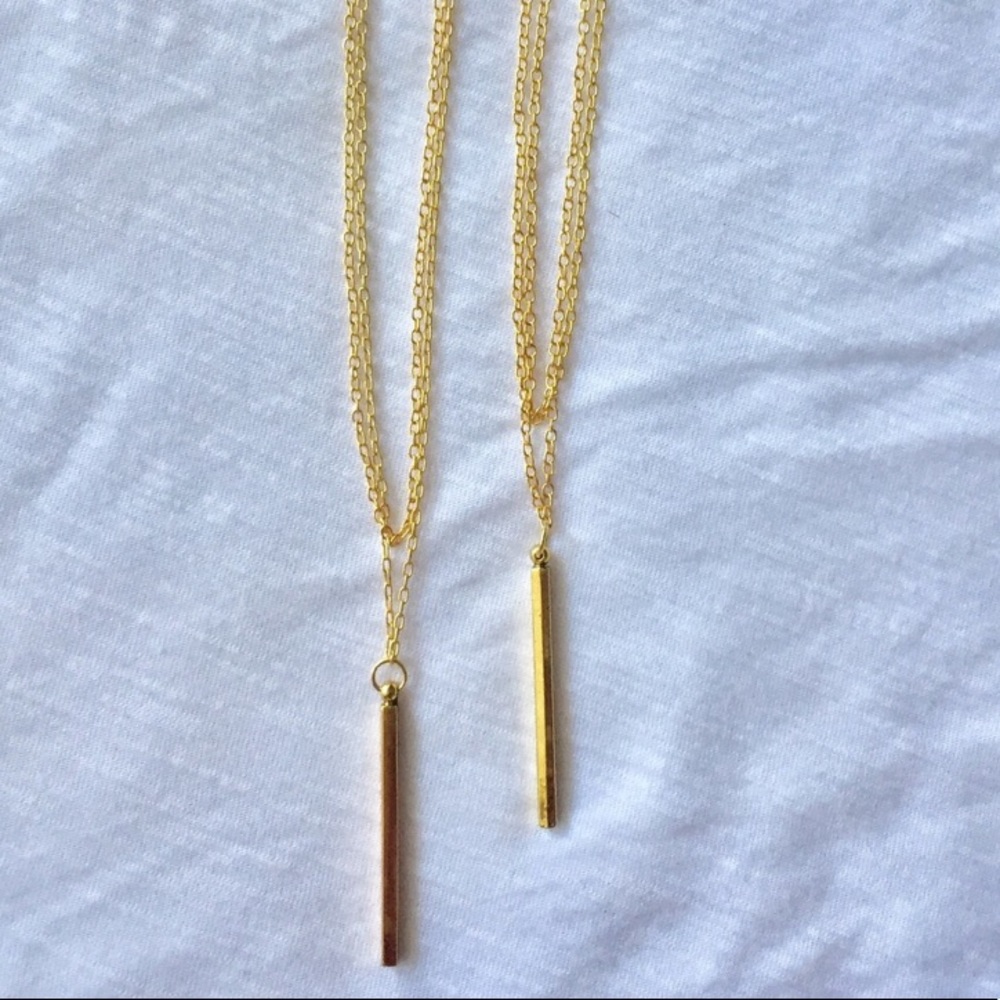 🔥SALE Gold Bar Necklace✨ - Picture 2 of 5