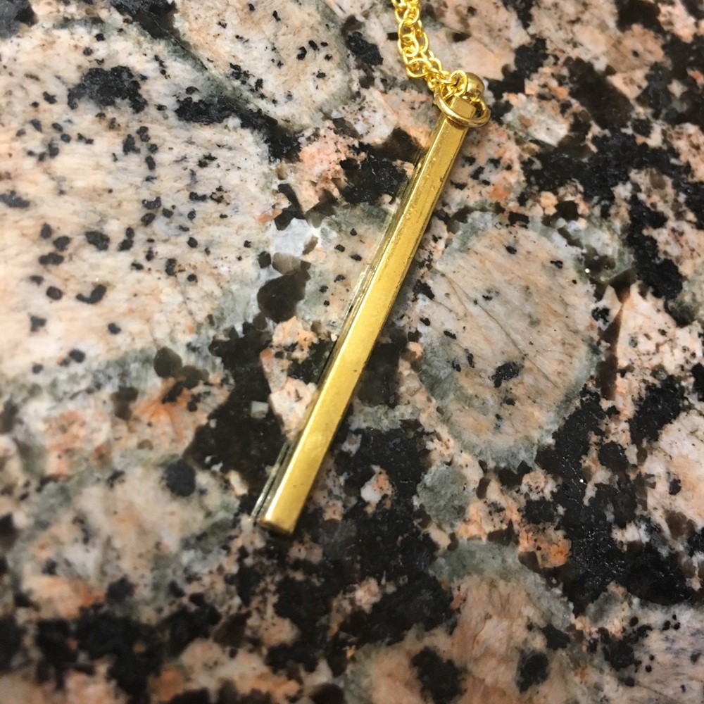 🔥SALE Gold Bar Necklace✨ - Picture 3 of 5