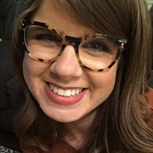 Meet your Posher, Stephanie