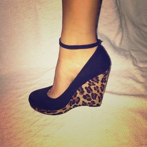 Cheetah wedges
