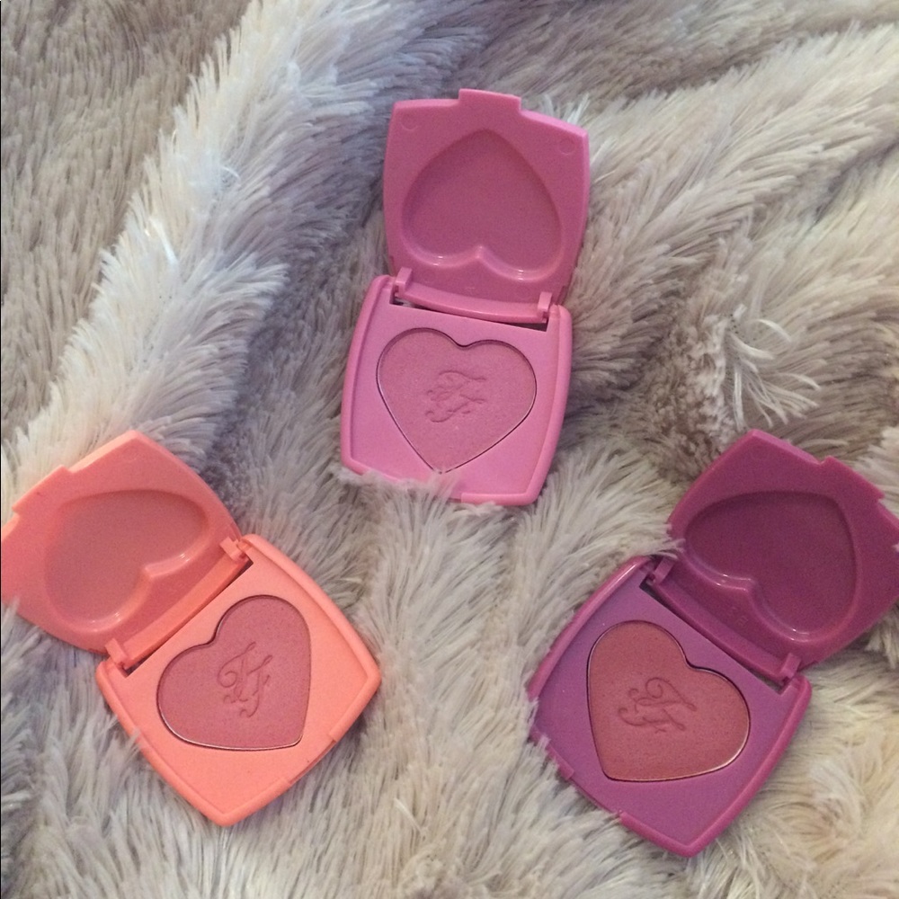 Too Faced Blush