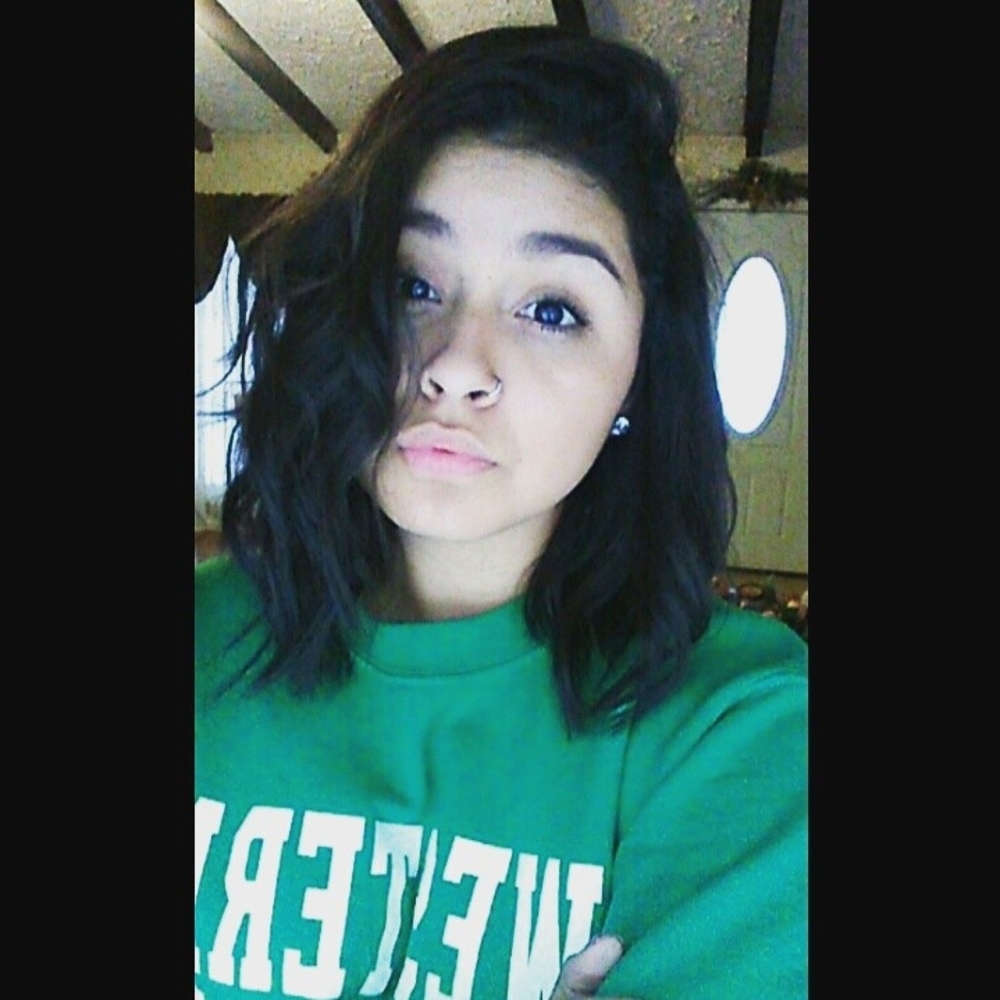 Meet your Posher, Ithzell