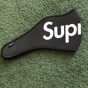 Supreme facemask