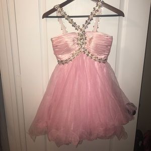 Homecoming Dress WORN ONCE size 6!!