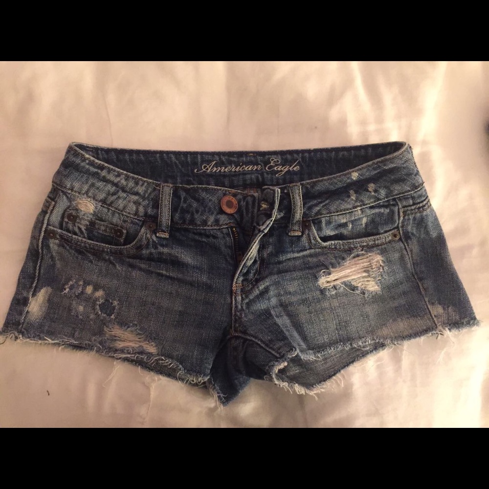 SOLD. American Eagle Shorts