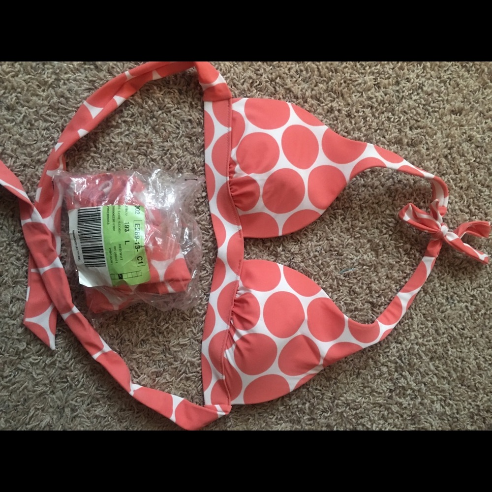 Victoria's Secret bikini.