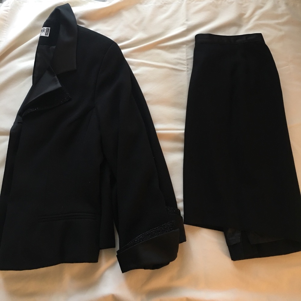 Black pencil skirt suit set