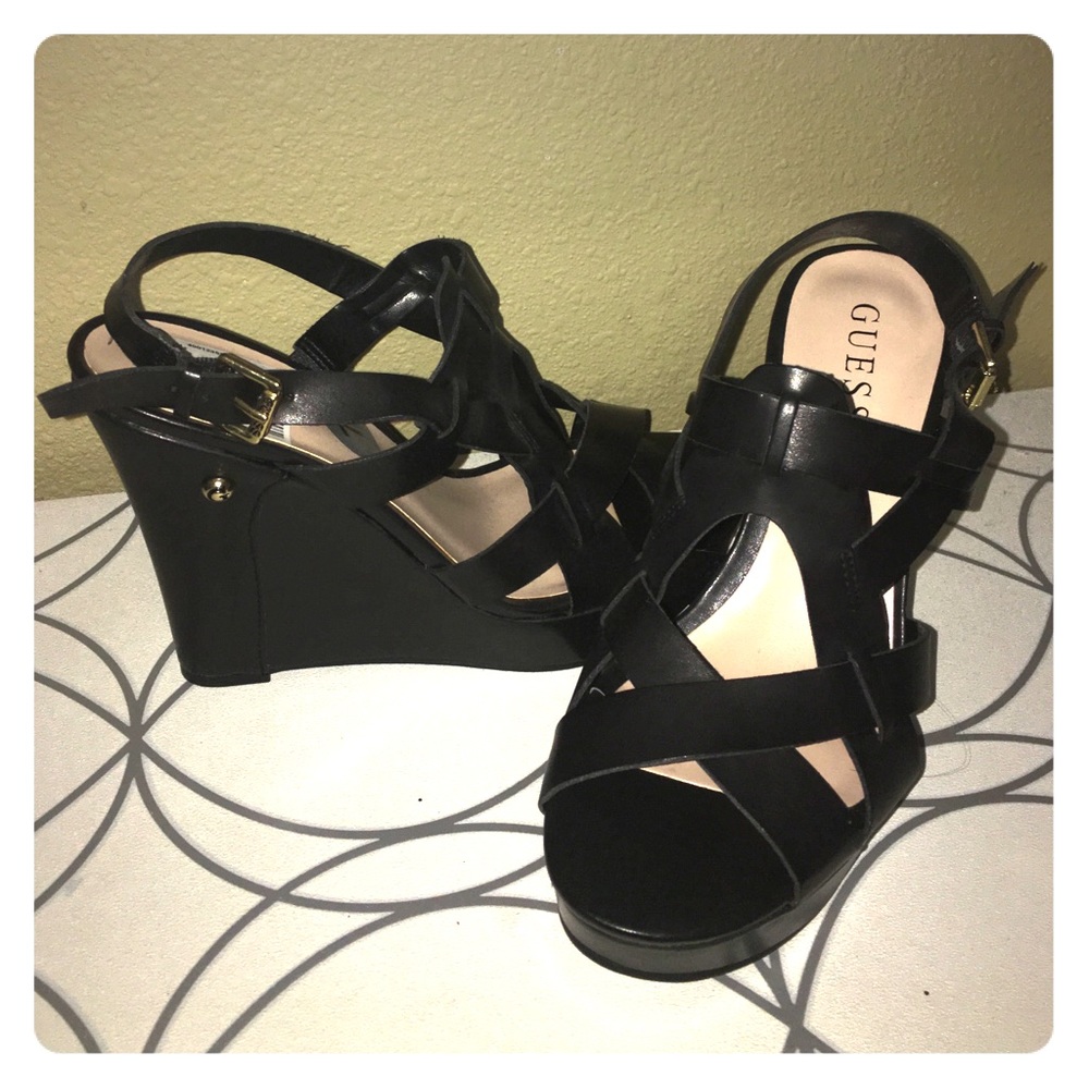 Guess wedges