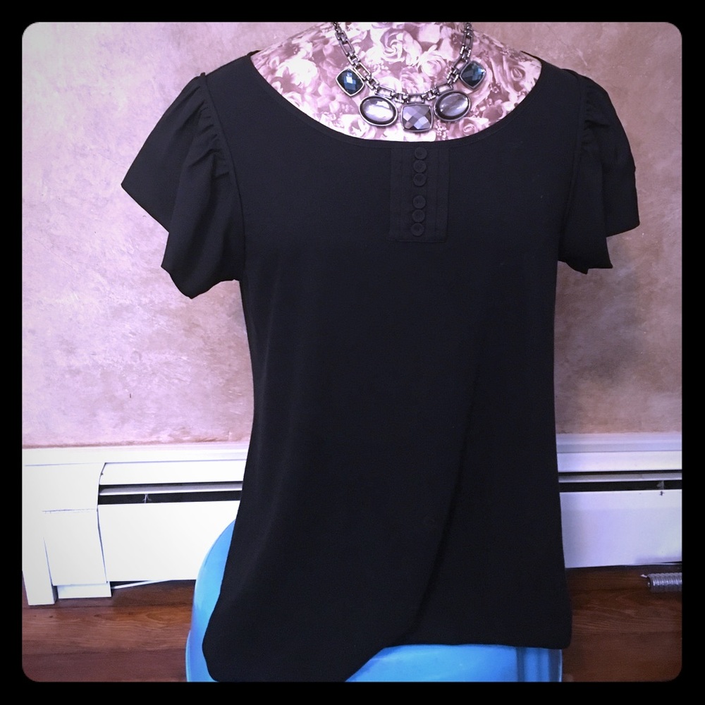 Blk blouse length 26 width 23