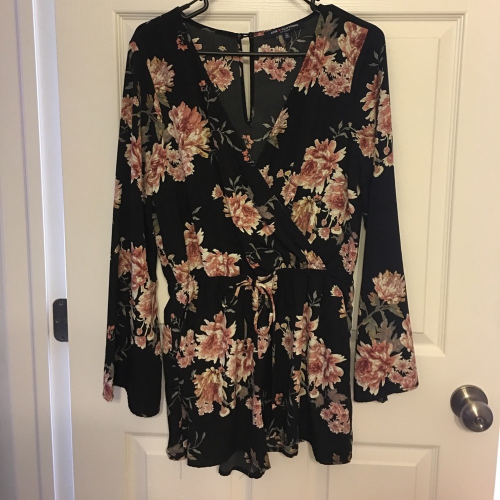 Black floral print romper!