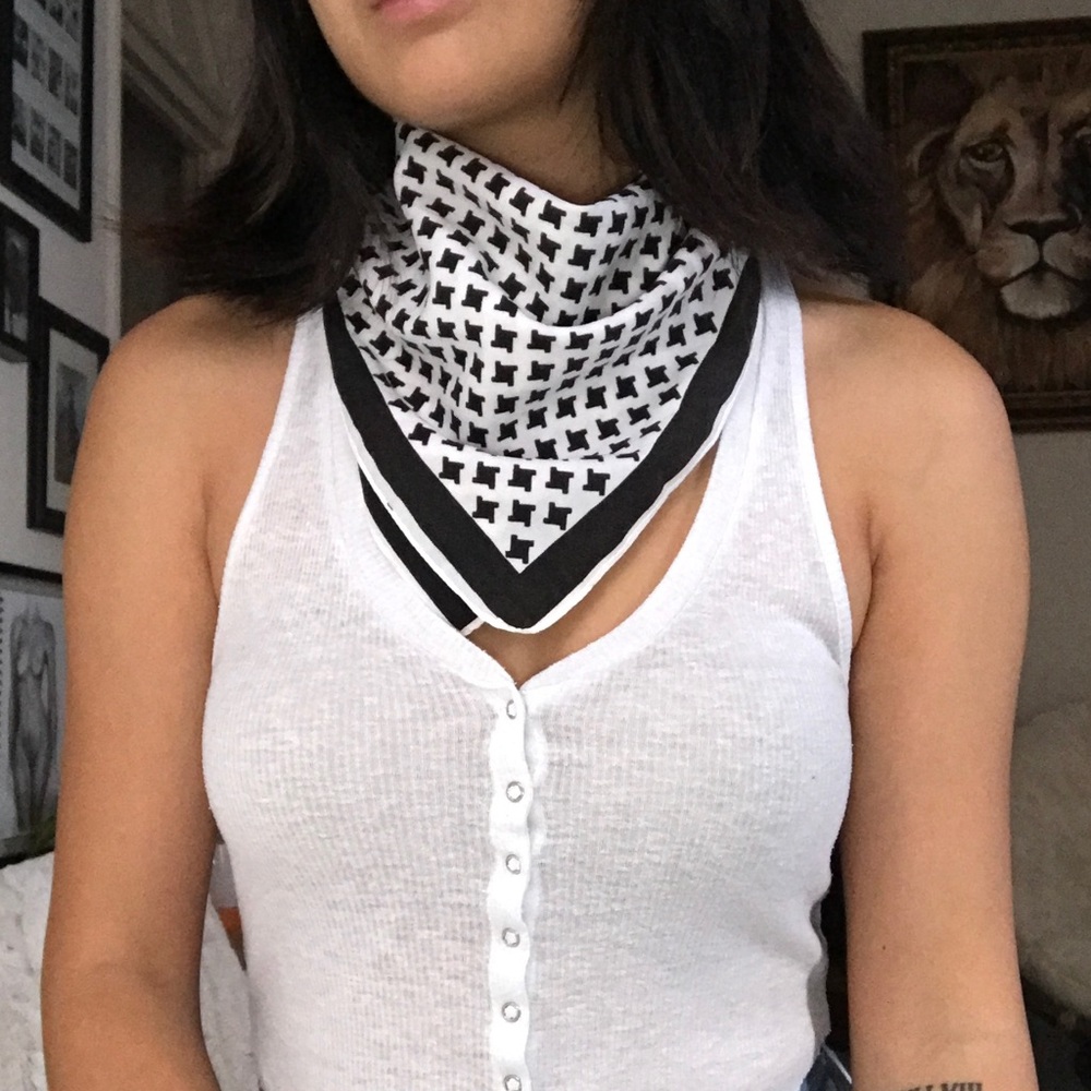 VINTAGE black and white pattern square scarf