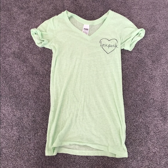 Victoria secret tee - Picture 1 of 3