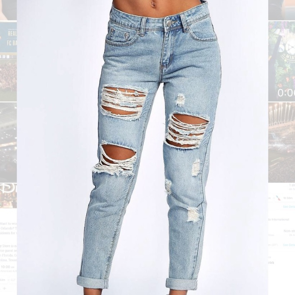 Gemma All Over Ripped 7/8th Jeans