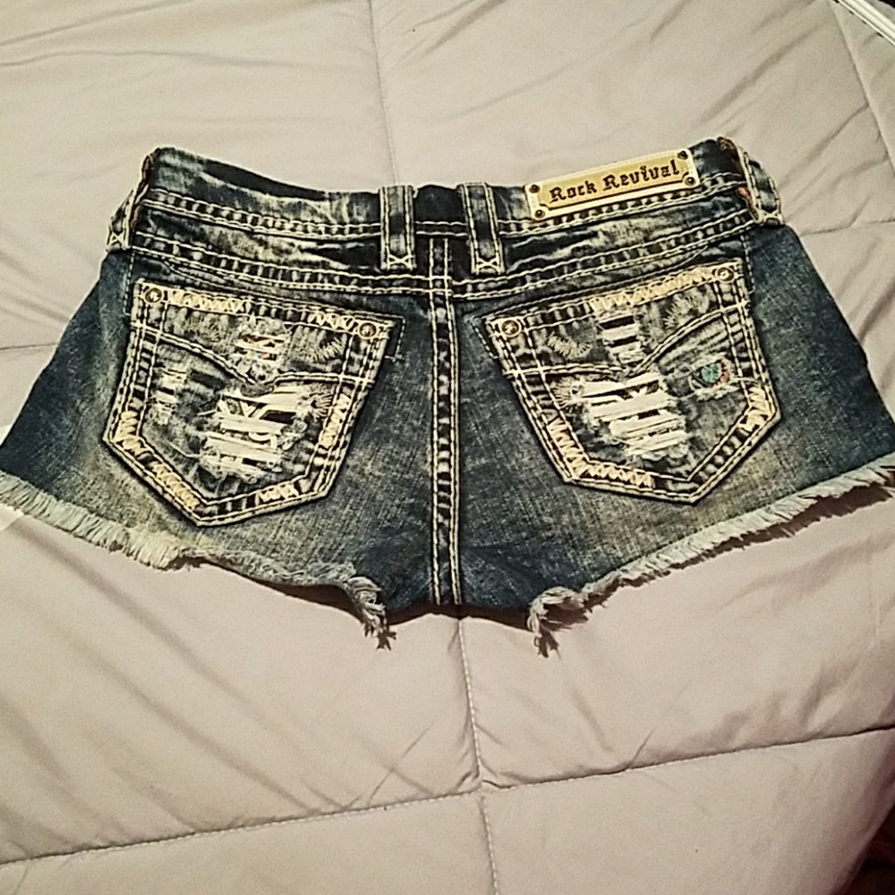 Rock Revival shorts size 25