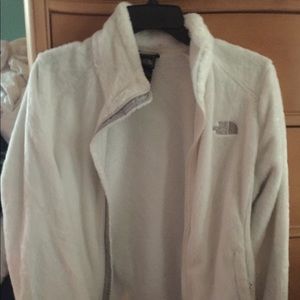 NEW PICS ME MODELING North face White fleece jacke