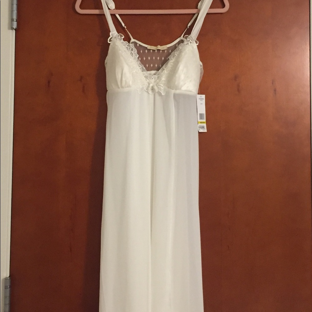 White night gown