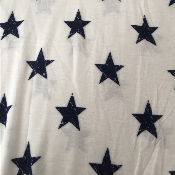 Star tshirt - Picture 3 of 3