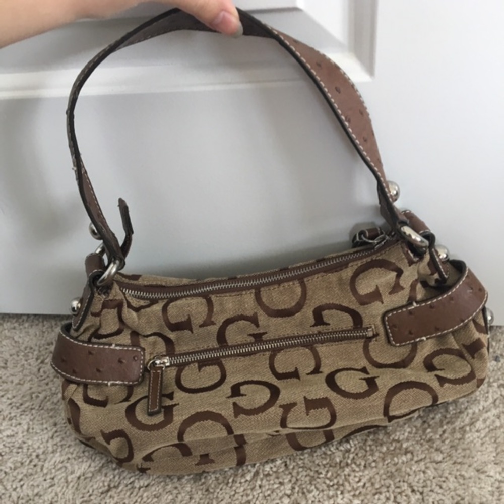 Guess Hobo Bag with Logo - Picture 4 of 8
