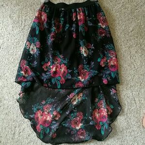 Floral Charlotte Russe Skirt!!