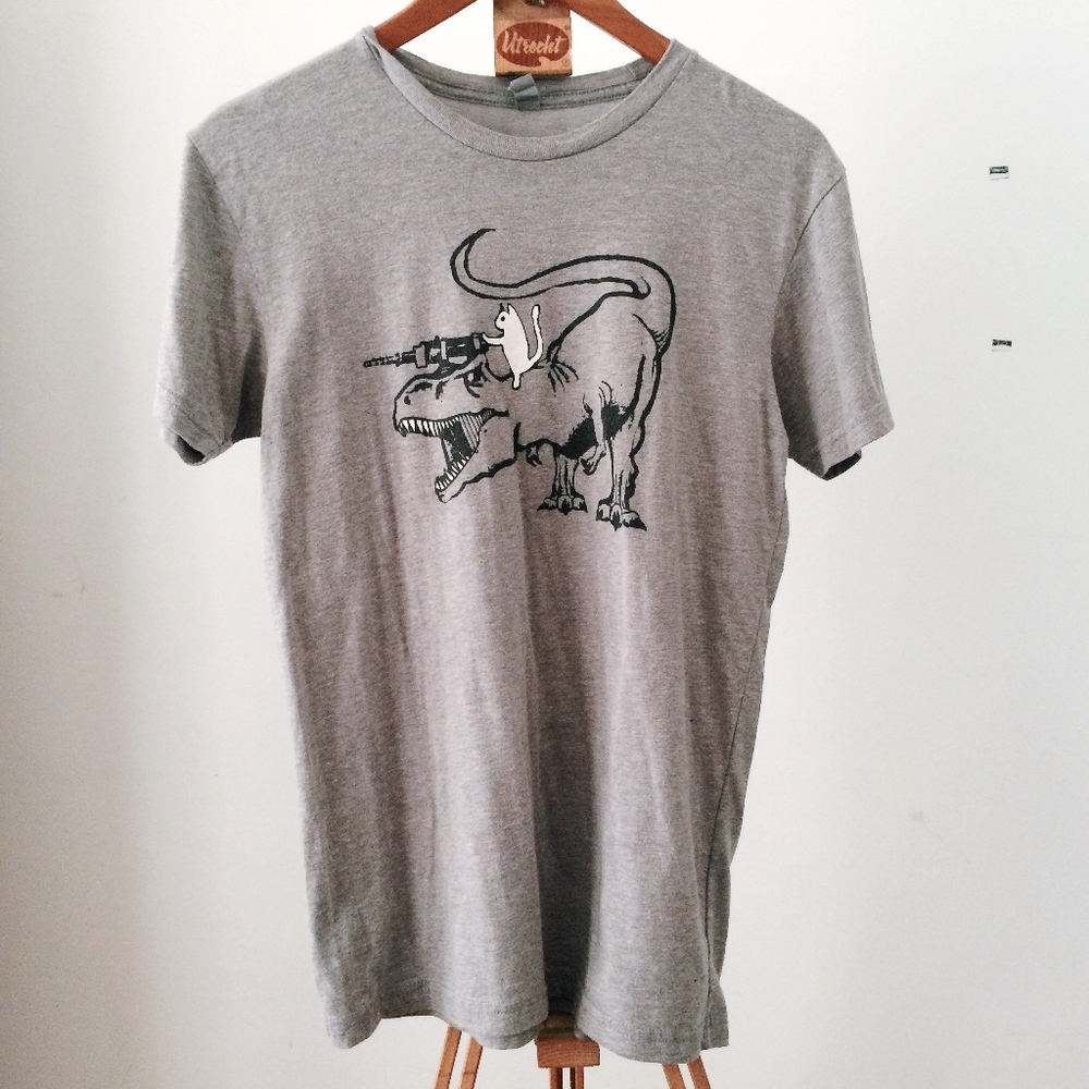 Modcloth Cat Dinosaur Graphic Gray t-shirt S