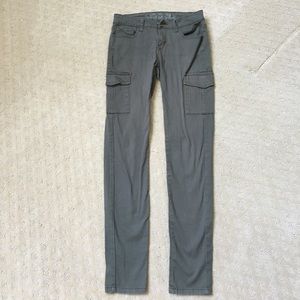 Skinny olive green crop pant