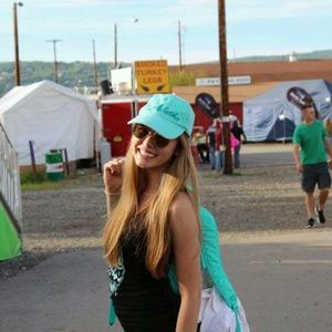 Meet your Posher, Parvoleta