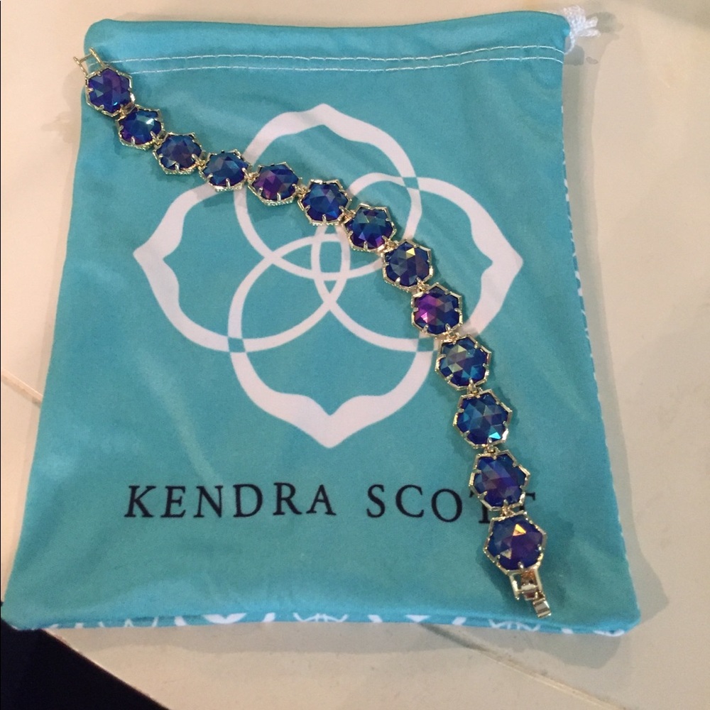 Kendra Scott bracelet