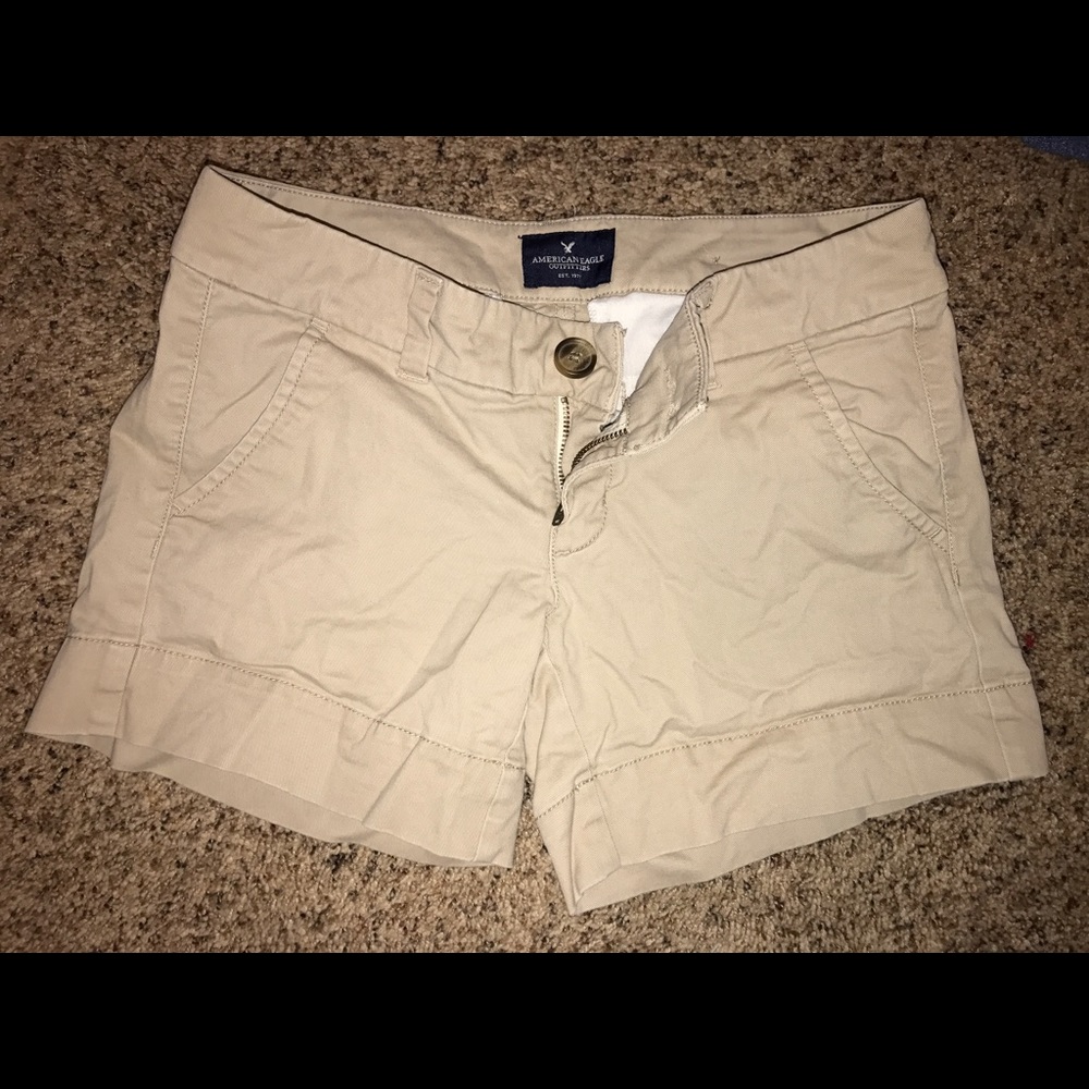 Khaki American Eagle Midi Shorts