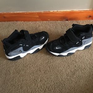Nike Turf Raiders