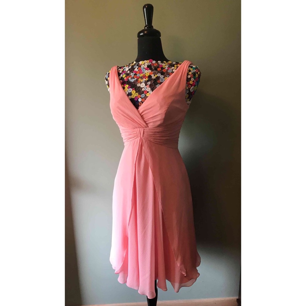 David's Bridal Pink Knee Length Dress Size 8/9, M.